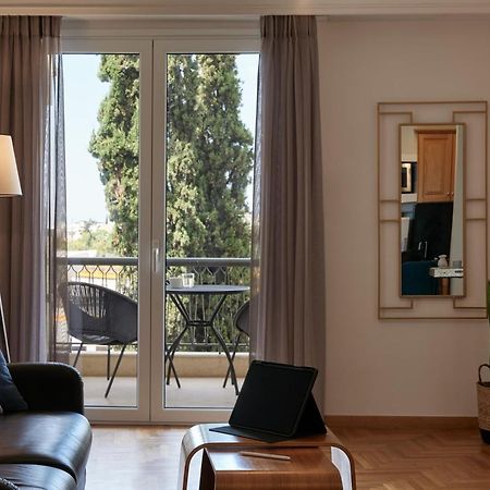 Chic One Bd Apartment With Hilton View Athènes Extérieur photo