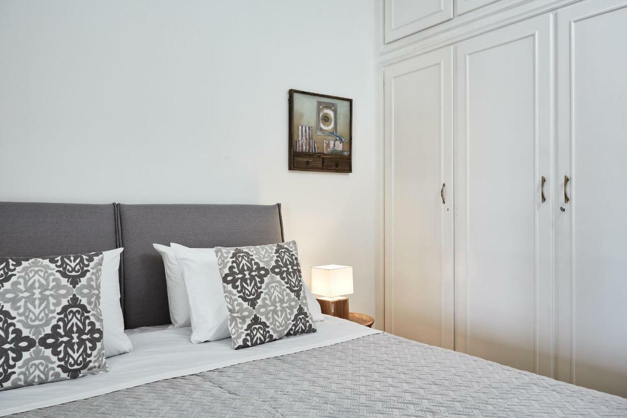 Chic One Bd Apartment With Hilton View Athènes Extérieur photo